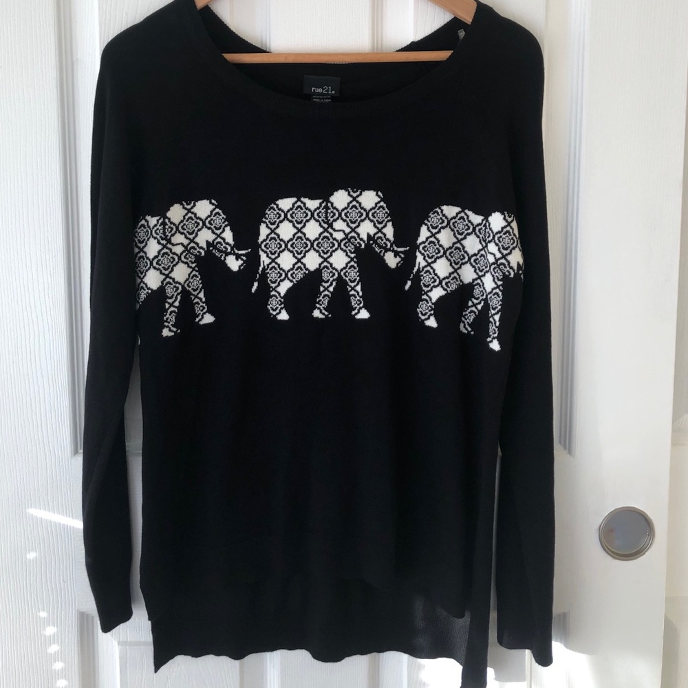 Rue 21 Black Long Sleeve Elephant Sweater